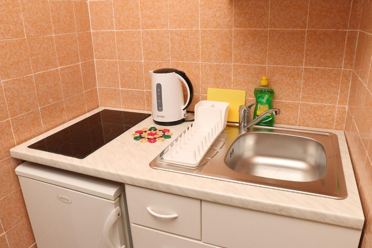 Apartment For One Person Kukljica Luaran gambar